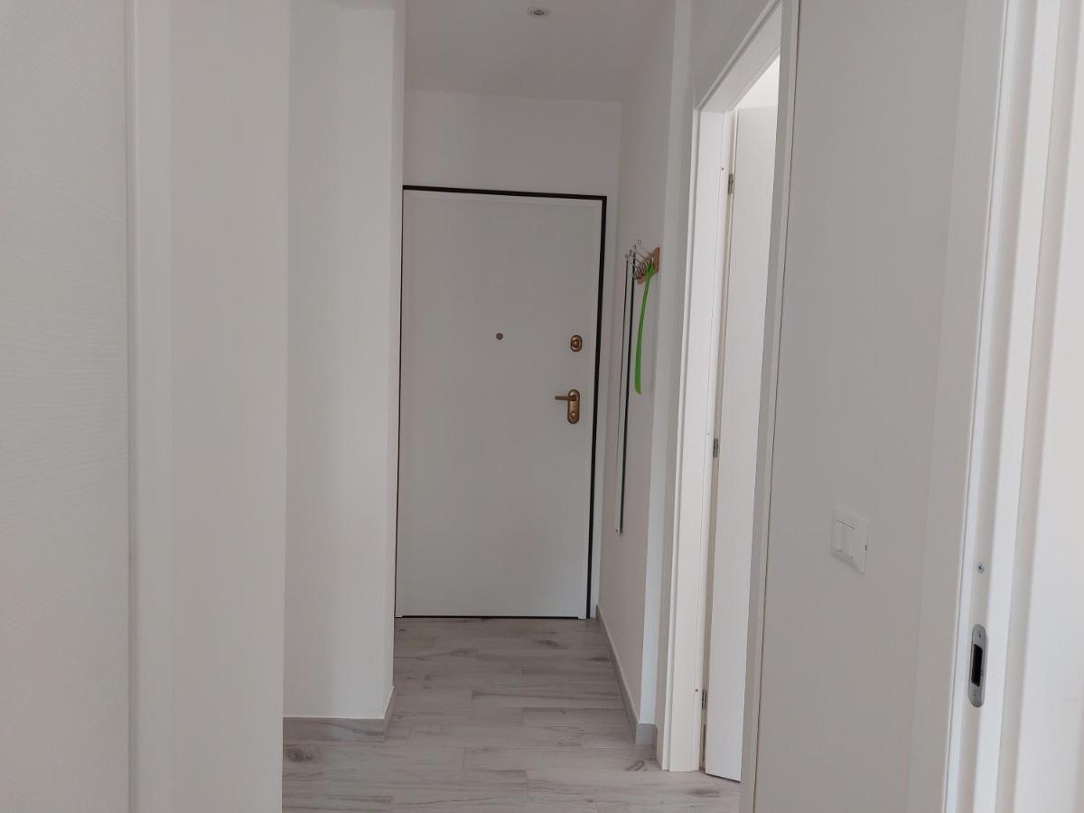 Ferienwohnung L'Arco Blu Albisola Superiore Exterior foto